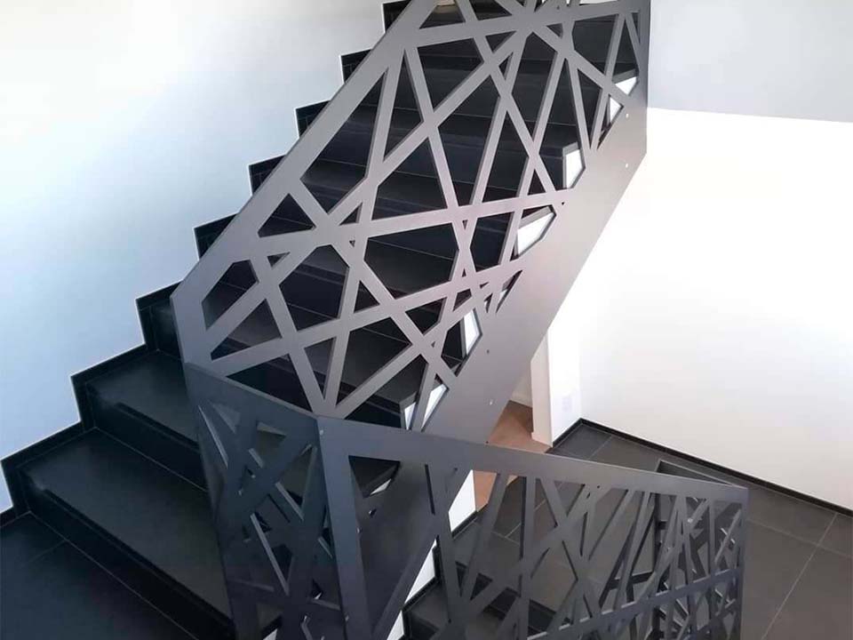 Sethial garde corps acier 7 garde corps en acier noir moderne pour escalier intérieur de maison